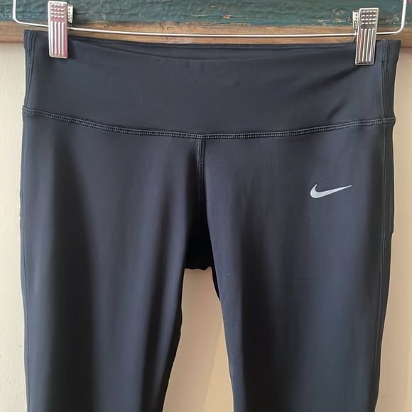 Nike Running Dri-Fit Black Capri Leggings Size Small - Picture 5 of 16